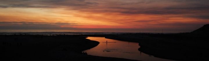 Puesta de sol en el surf spot - Surf camp Junior Moliets Puesta de sol en el surf spot - Surf camp Junior Moliets