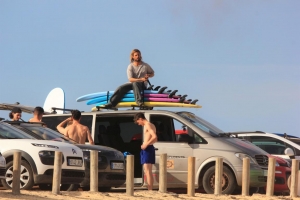 Pol en el lugar perfecto para el surf check Pol en el lugar perfecto para el surf check