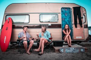 Teamer disfrutando de su velada en Le Pin Sec Teamer disfrutando de su velada en Le Pin Sec