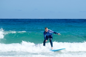 Clases de surf para principiantes en Junior Francia
