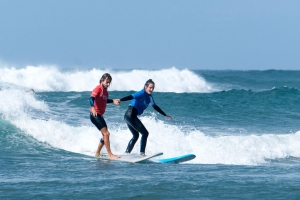 Apprendre à surfer en France