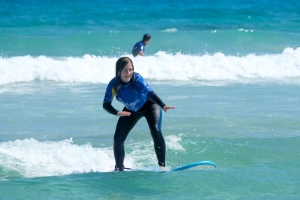 Las mejores clases de surf Clases de surf para principiantes en Junior Cantabria