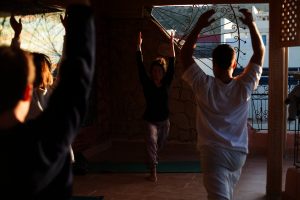 surf camp marruecos taghazout yoga